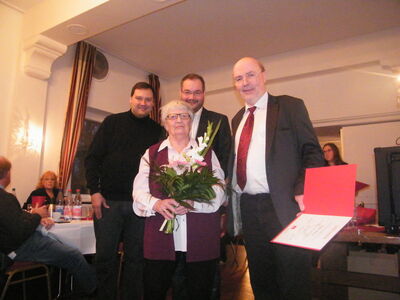 Für 70 jährige Parteizugehörigkeit ausgezeichnet: Edith Bräuer